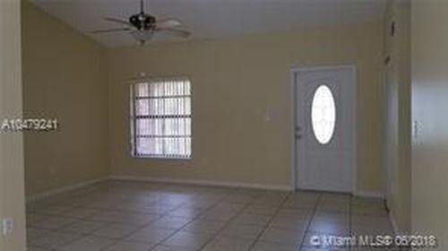 Building Photo - 13730 Newport Manor