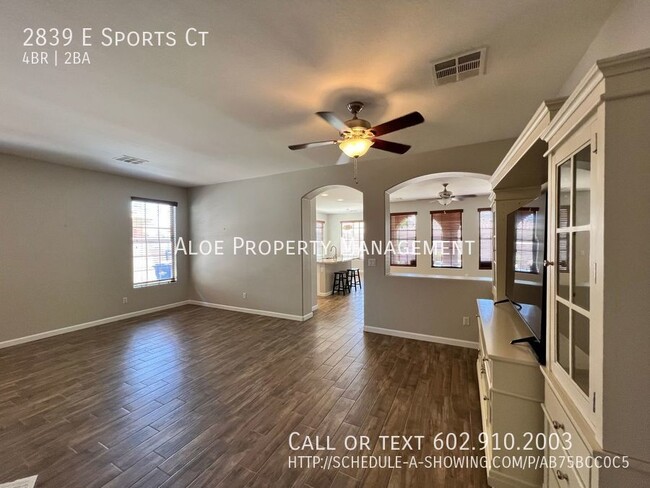 Foto del edificio - 2839 E Sports Ct, Gilbert Home with POOL