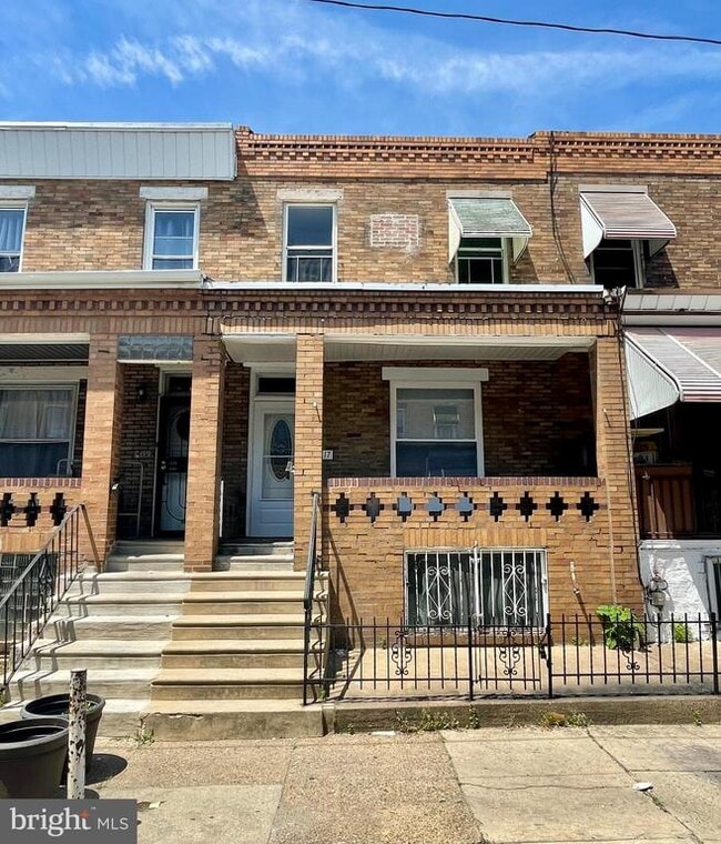 Building Photo - 6117 Wheeler St