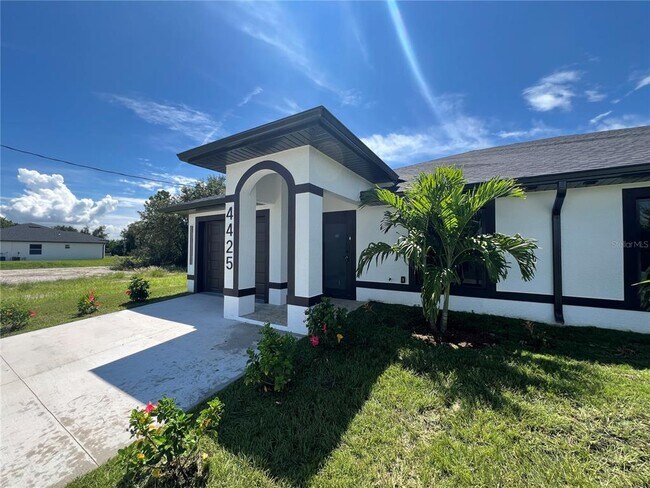 Foto del edificio - 4425 28th St SW