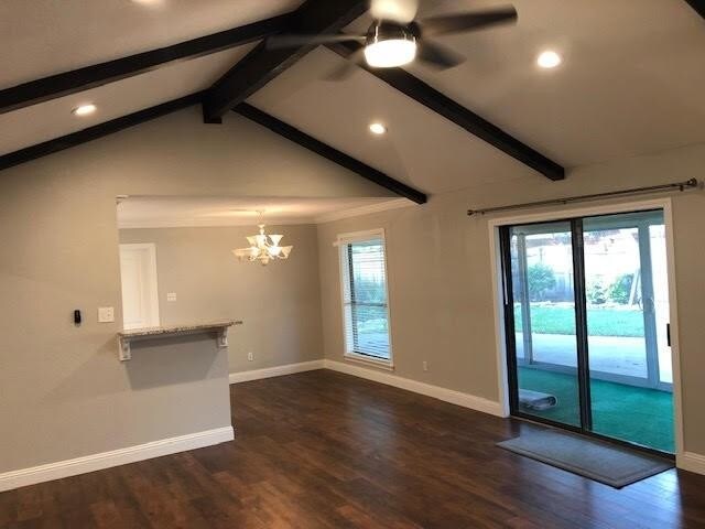 Building Photo - 2708 Meadow Green