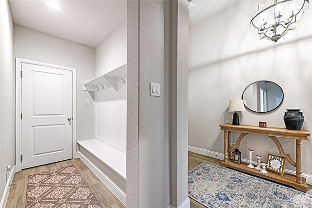 Building Photo - 1106 Silver Oak Dr