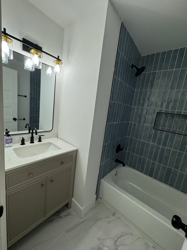 Foto del edificio - 10206 Oak Hollow Cir