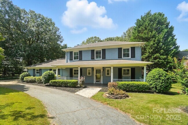 Foto del edificio - 3726 Providence Rd