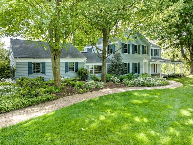 Foto del edificio - 11 Sunset Ln