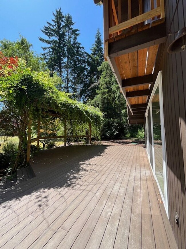 Foto del edificio - Spacious Country Home on Nearly 2 Acres!