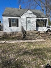 Building Photo - 144 Reed Ave