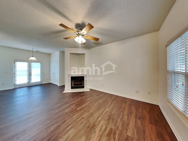 Building Photo - 10118 Faires Farm Road