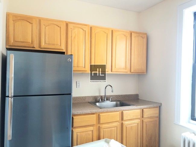 Foto del edificio - STUDIO APARTMENT FOR RENT IN QUEENS VILLAGE