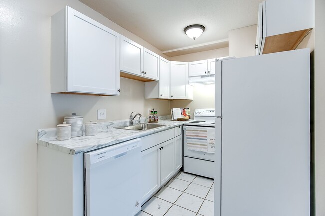 1HAB, 1BA - 1512-103 - Sherwood Glen Apartments