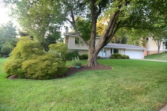 Building Photo - 9416 Gamba Ct