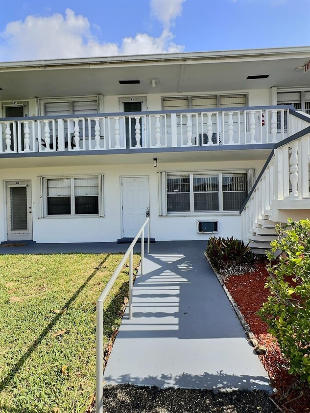 Foto principal - 82 Kingswood E