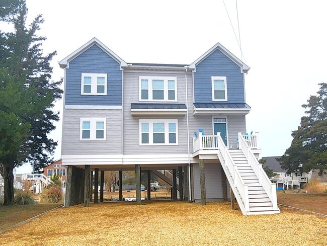 Building Photo - 3238 Dock Ct