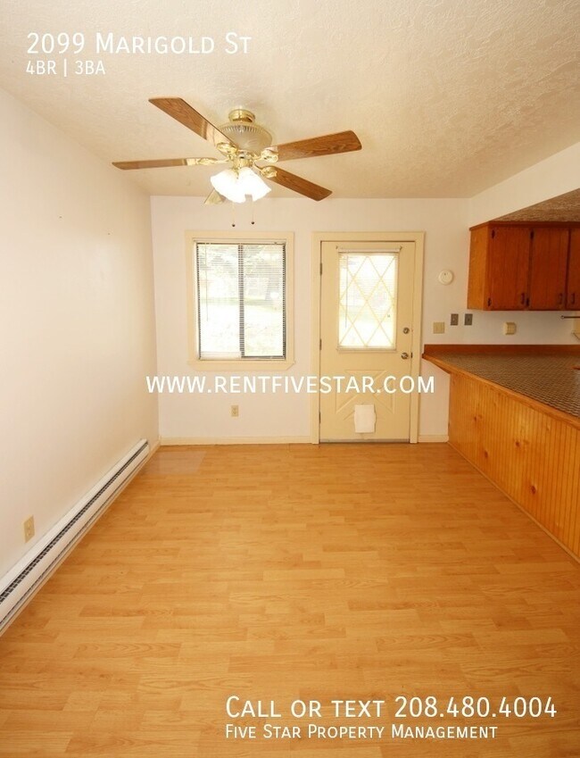 Building Photo - Pet Negotiable! 4 Bedroom 2.5 Bathroom Hom...