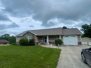 Building Photo - 62 County Rd 600A