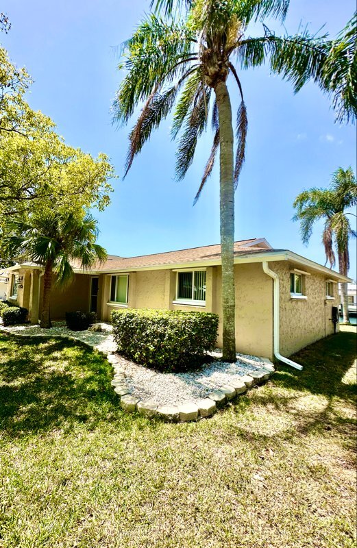 Foto del edificio - 13729 Cox Ave