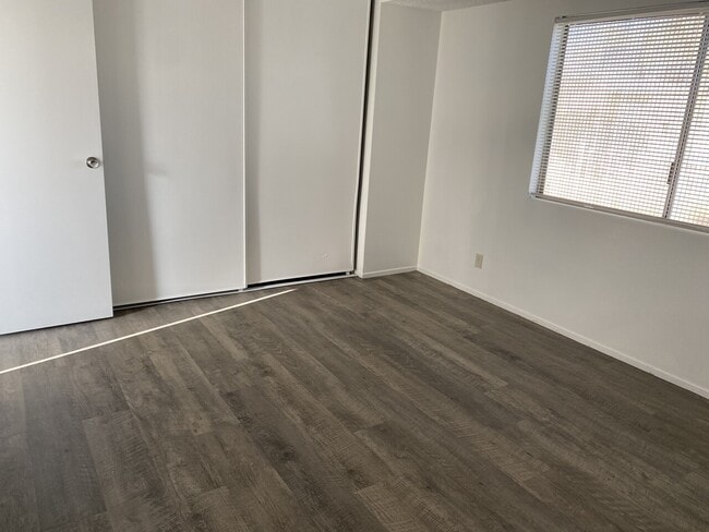 Building Photo - 592 Sea Shell Ln