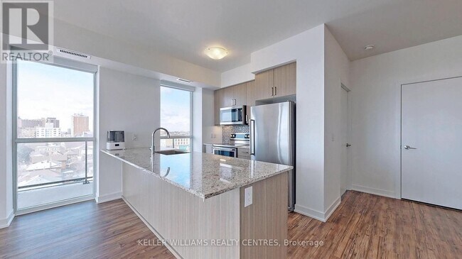 Photo du bâtiment - 1603-1603 Eglinton Ave W
