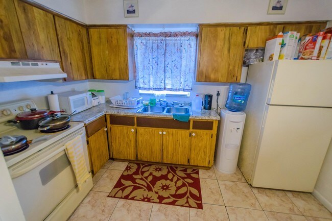 Foto del edificio - 9426 N 50th St