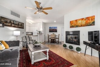 Building Photo - 1701 E Colter St