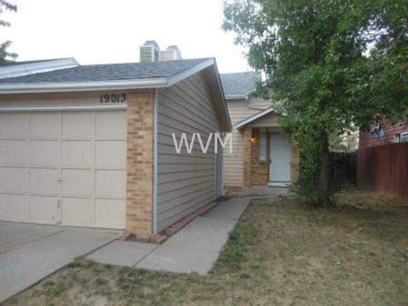 Foto principal - Aurora East Bi-level with garage