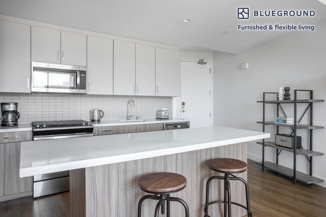 Building Photo - 8809 Washington Blvd