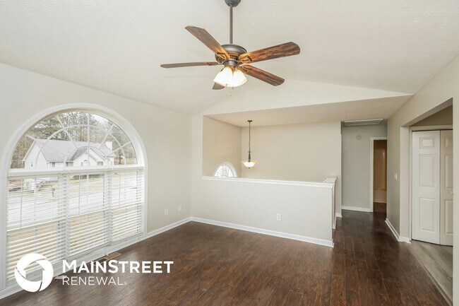 Building Photo - 34 Woodwind Dr