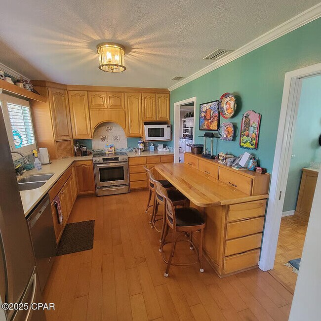 Foto del edificio - 807 Buena Vista Blvd