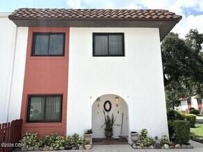 Building Photo - 910 Big Tree Rd