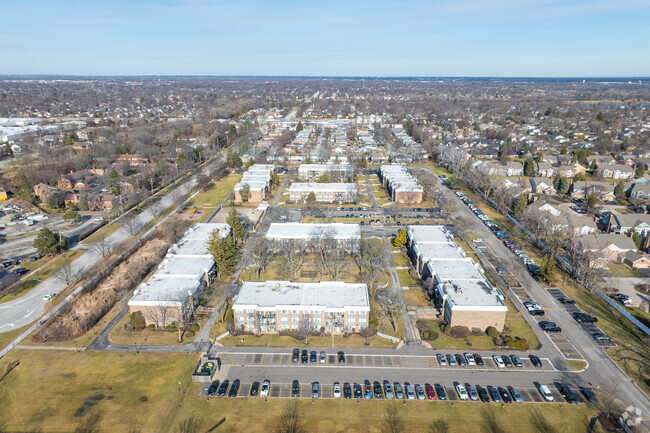 Aerial Photo - Arlington Glen Condos