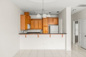 Building Photo - 3036 Scottland Dr
