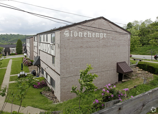 Building Photo - Stonehenge Apartments