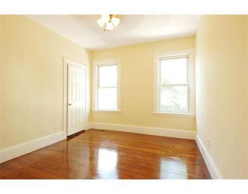 Foto principal - 19 Parker Hill Ave