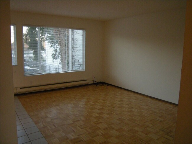 Foto del edificio - 21011 67th Ave W