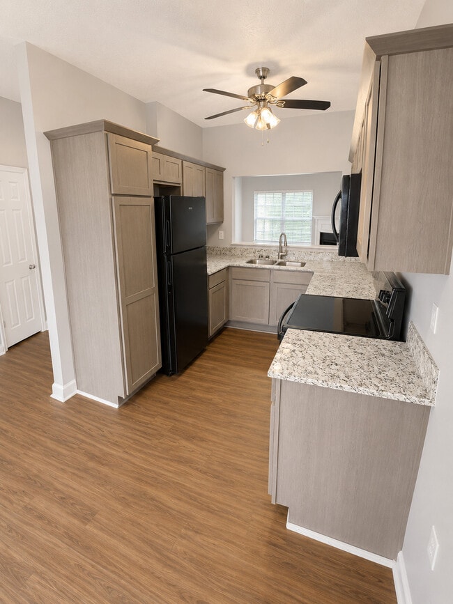 Building Photo - Wyndamere Apartments - WYN