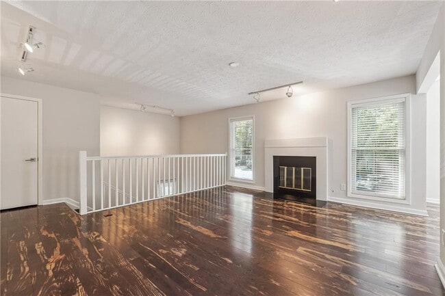 Building Photo - 4105 Canyon Point Cir