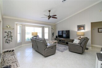 Building Photo - 333 Wentworth Ct