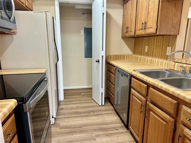 Foto del edificio - 927 Signal Ridge Pl