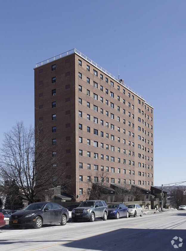 Primary Photo - Lincoln Square Homes