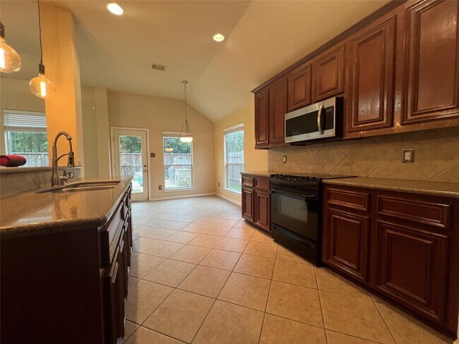 Building Photo - 28106 Emma Gardens Ln