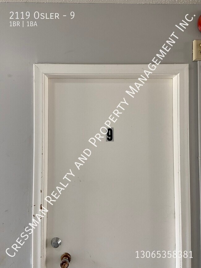 Photo du bâtiment - 1 bed 1 bath APARTMENT located downtown Regina, SK