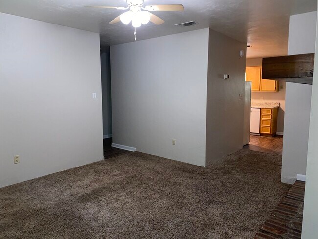 Foto del edificio - 2989 Woodrich Dr