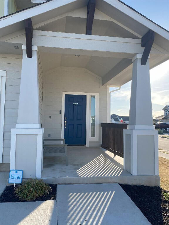 Building Photo - 211 Living Reef Dr