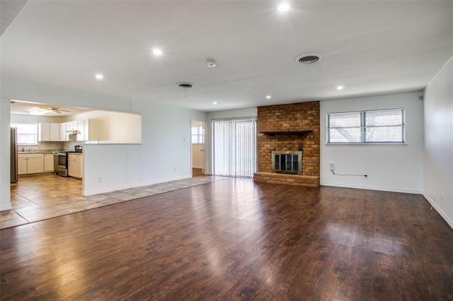 Foto del edificio - 5312 Susan Lee Ln