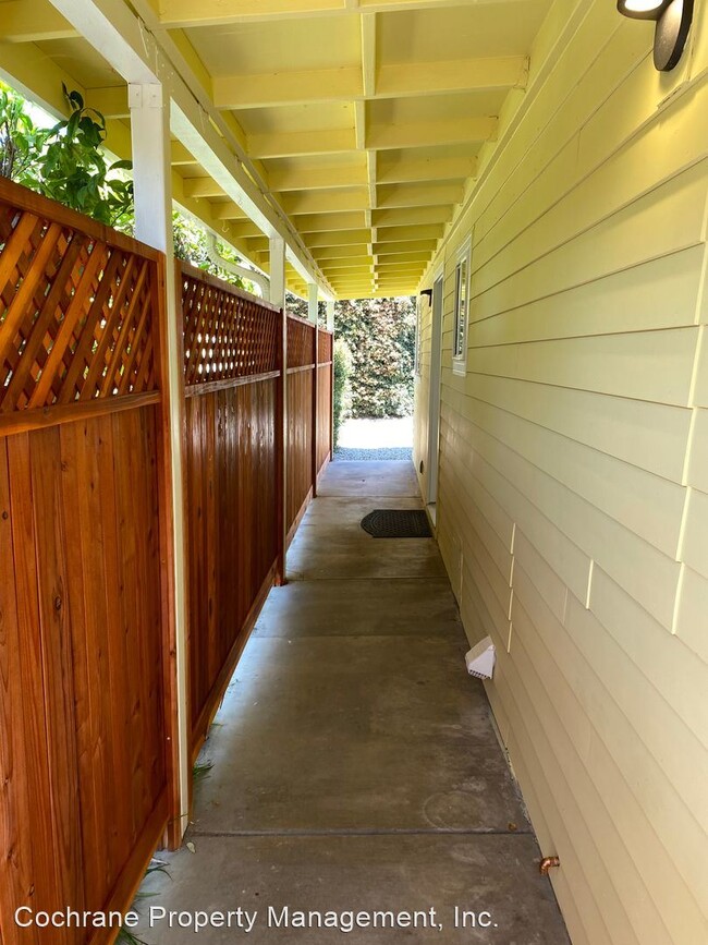 Building Photo - 1 br, 1 bath House - 726 W. Pedregosa Stre...