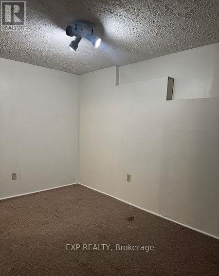 Building Photo - 44 Wright Crescent