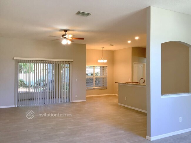 Building Photo - 2253 Towering Oaks Cir