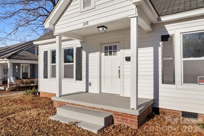 Foto del edificio - 266 Moore Dr NW