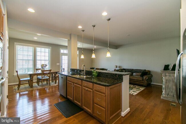 Building Photo - 21269 Park Grove Terrace