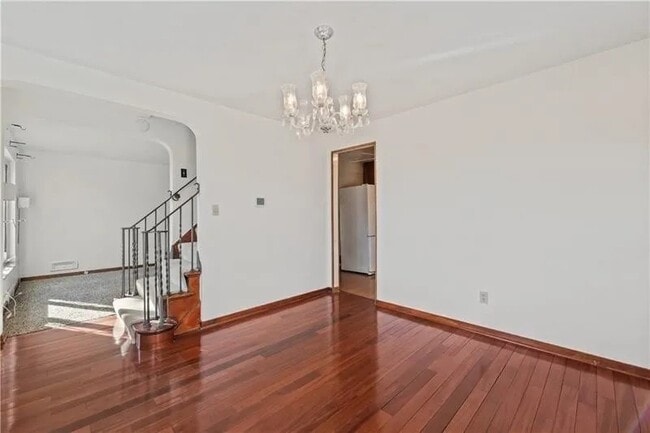 Foto del edificio - 149 Fairfax Rd